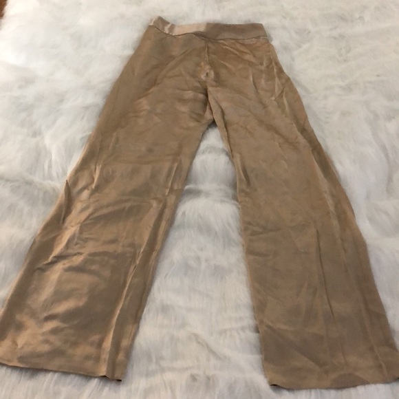 NEW The Sei x REVOLVE Wide Leg Trouser Pant Champagne Nude Tan Silk Size 4 Small - Picture 7 of 8